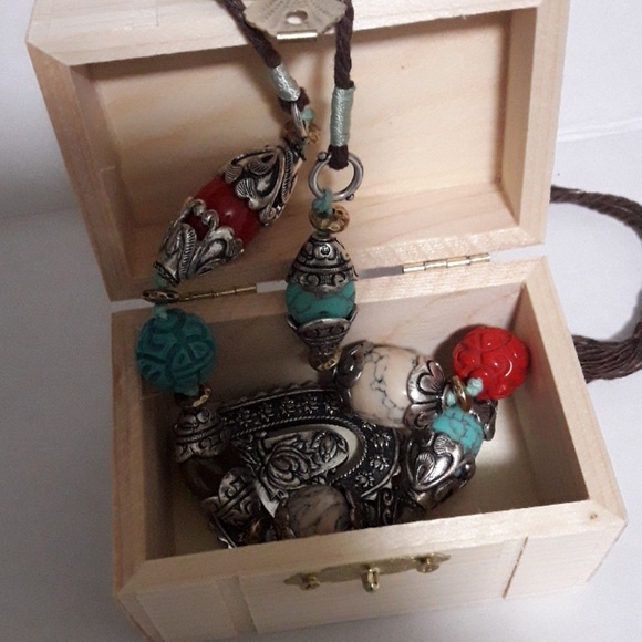 LUCKY BRAND NECKLACE - Picture 7 of 8